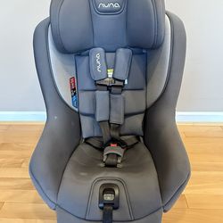 Nuna RAVA™ Flame Retardant Free Convertible Car Seat