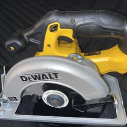 DEWALT DCS393 20V 6-1/2" Cordless Circular Saw - Tool Only