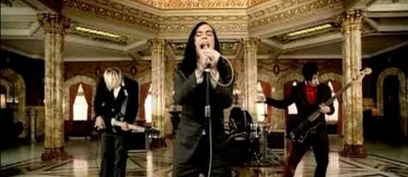 Warped tour LB 2026: The Used and G-easy are next —get your wrist band
