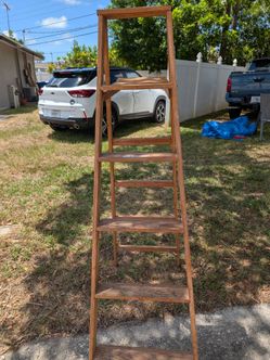 Wooden 6ft Ladder