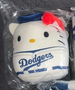 Dodgers hello kitty