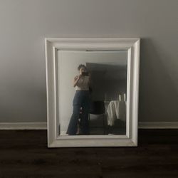 Beautiful Mirror And Chair 