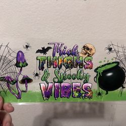 Thick thigh spooky vibe Uvdtf