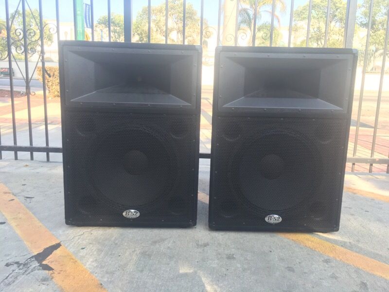 2...B - 52 18" LX - 218 loudspeakers bocinas
