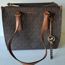 NEW Authentic  Michael Kors Large Brown Bag