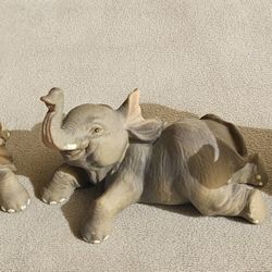 Vintage Summit Collection 3 Baby Playing Elephant Figurines Sticker/Marked