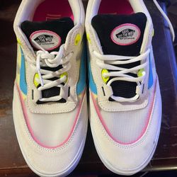 vans shoes size 9 in men's 