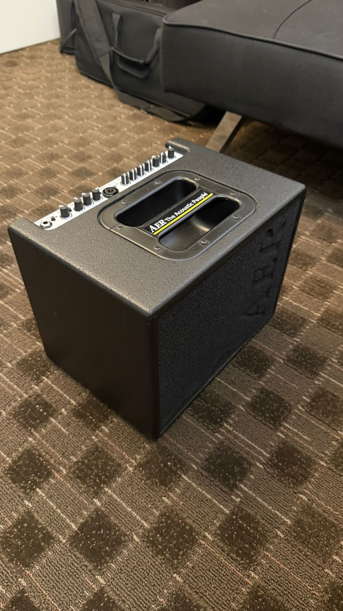 AER Compact 60/3 1x8" 60-Watt ONLY FIRST CHANNEL WORKING