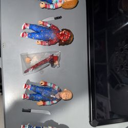 NECA ultimate Chucky Dolls 