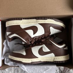 W Size 5 dunks 