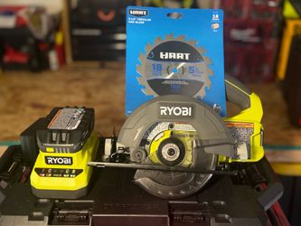ONE+ 18V Cordless 5 1/2 in. Circular Saw with battery and charger