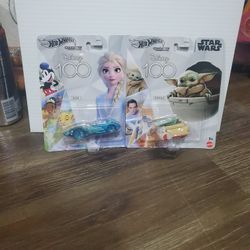 Disney Hot Wheels Disney 100 Years of Wonder Elsa & Grogu 2 Toy Lot