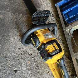 Dewalt 60v Brushless Chainsaw With Battery 