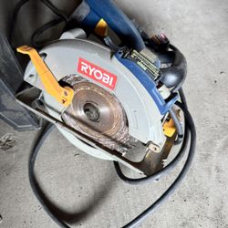 Ryobi 13A Circular Saw - Corded
