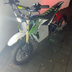 New Razor Dirtbike Build 