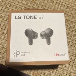 LG tone free T60Q Earbuds 