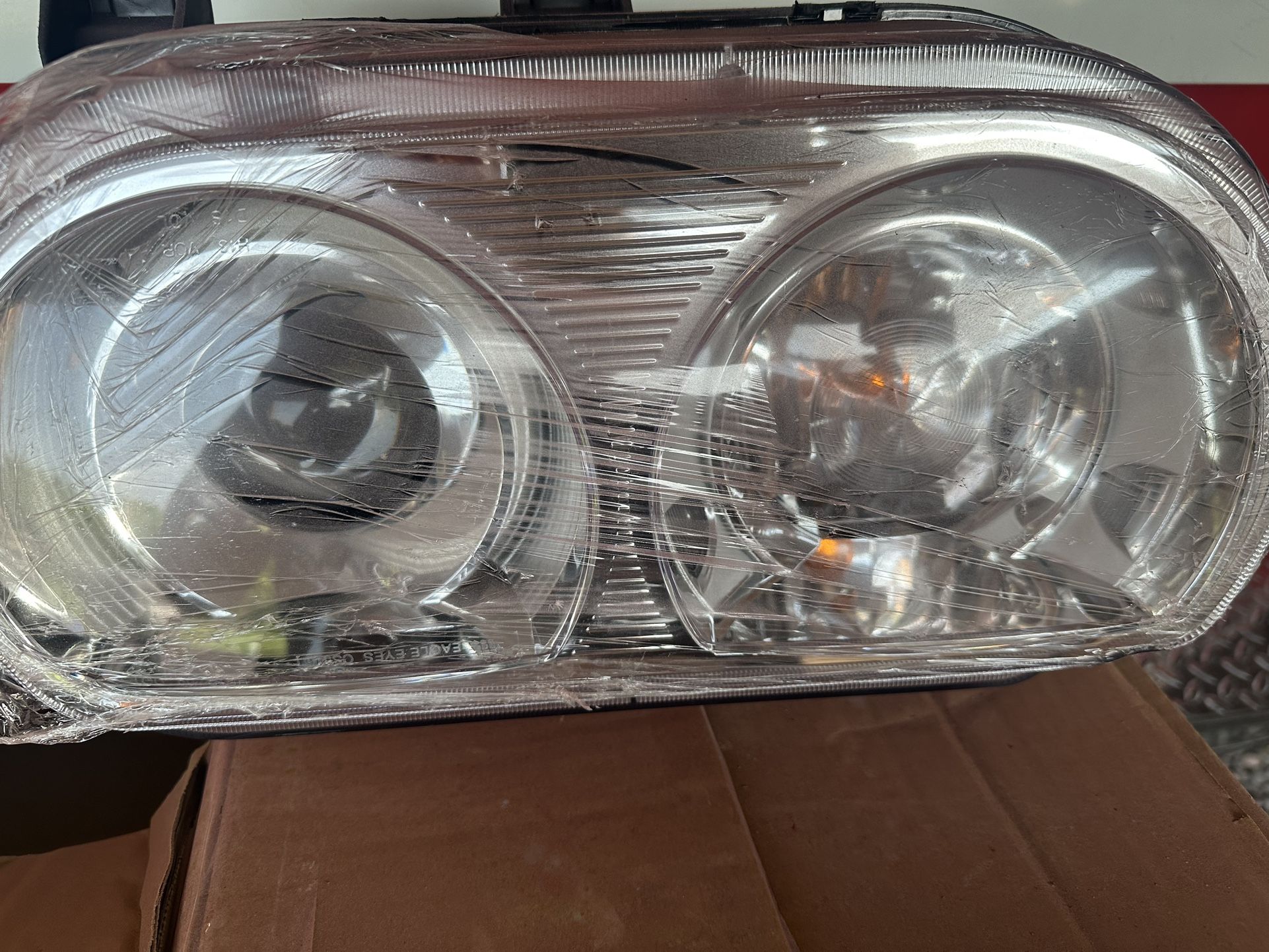 2014 Dodge Challenger Head Lights