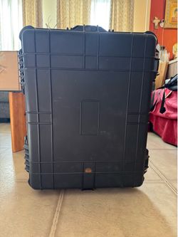 Hard Case with rolling wheels