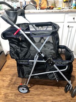 Dog stroller