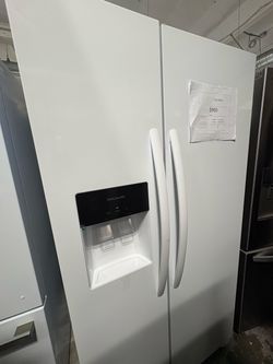 Frigidaire Side-by-Side Refrigerator White