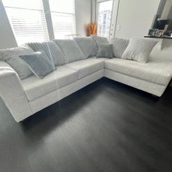 SECTIONAL GREY 2PC ( NEW ) 