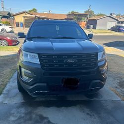 2017 Ford Explorer