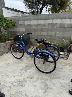 TRYCICLE WITH MOTOR