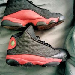  black and red jordan 13 retro bred (2017) Size 10.5 /Not Used Much, Amazing Condition 