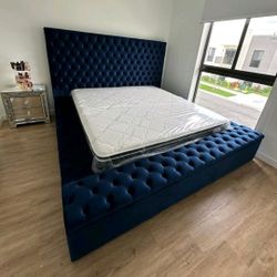 Blue Velvet Bed Storage Bed Tufted Blue Velvet 💙 