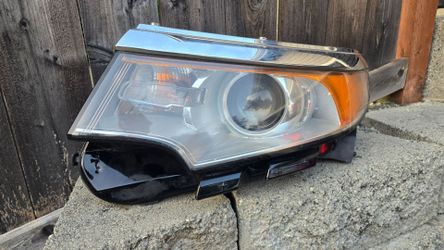 Ford edge driver headlight OEM