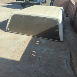 Truck camper White Used Condition 2001 Toyota Tacoma XtraCab 4x4. 