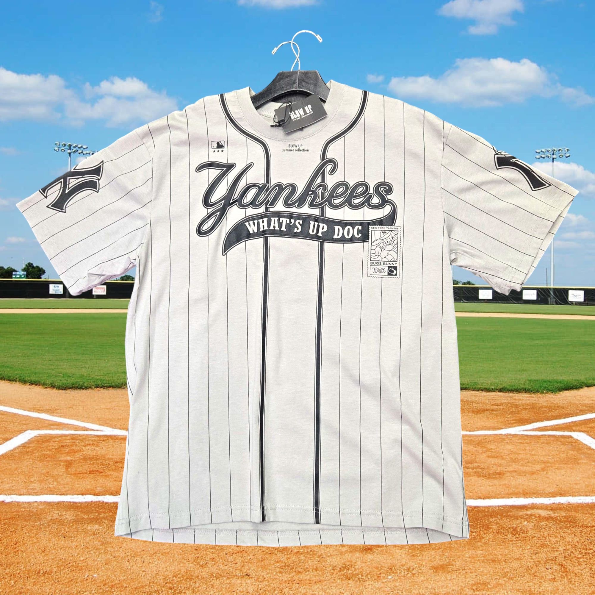 Go Yankees Bugs Bunny T Shit Jersey