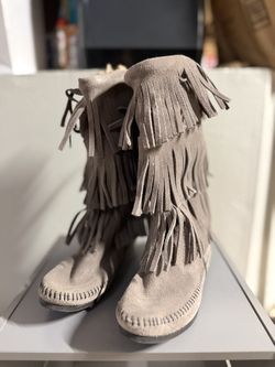Minnetonka 3 Layer Fringe Boot