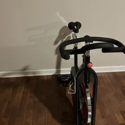 Sunny Health & Fitness  Bike 