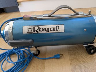 Royal vacuum cleaner - vintage