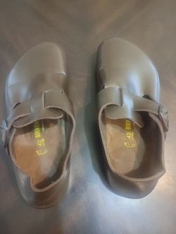 Birkenstock Clogs . Size : 42