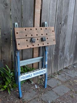 Foldable workbench
