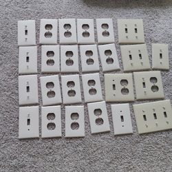 LEVITON Wall Plates Like New !!