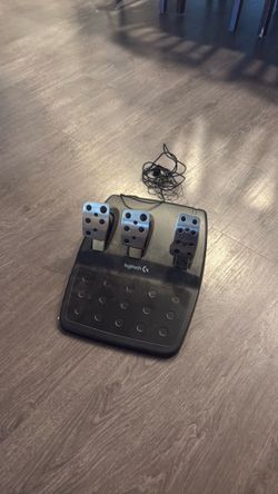 Logitech G29 pedals