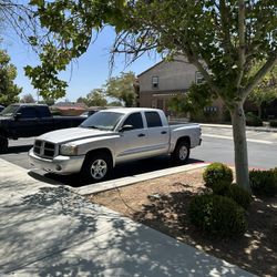 2006 Dodge Dakota