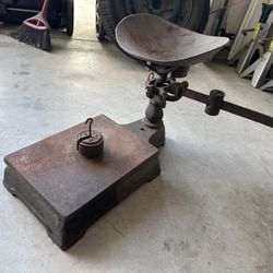 Vintage Scale