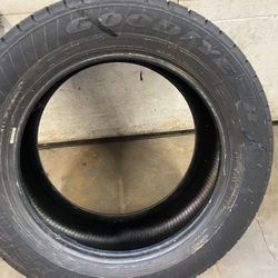 P 275–55R 20 Tire Lake new