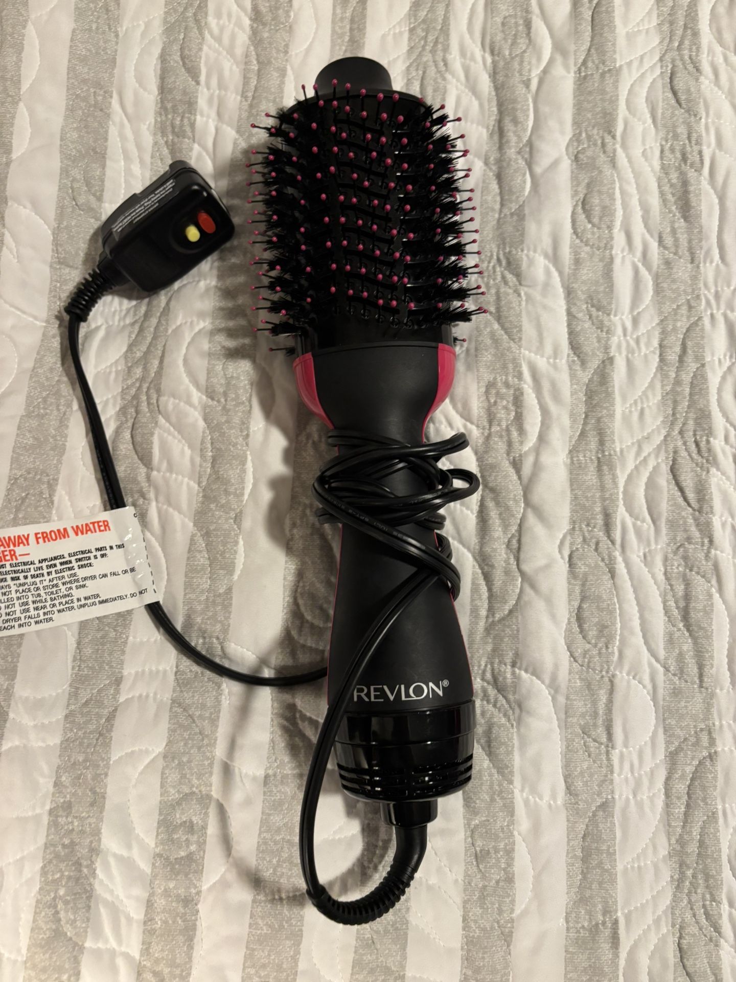 Revlon Volumizer Hair Dryer And Hot Air Brush