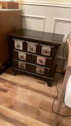 Vintage Side Table/Nightstand w/ Drawers