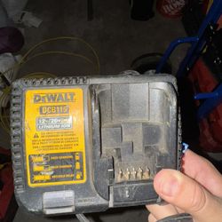 20V BRUSHLESS DEWALT NAIL GUN/ Batteries And Charger 