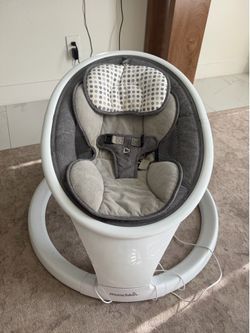 Munchkin baby swing