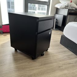 rolling nightstand/cabinet file with drawers 