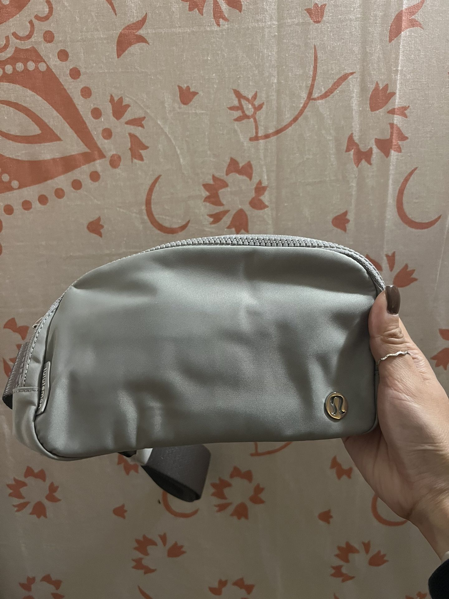 lululemon belt bag silver drop LULULEMON,BELT ,GRY Sweet Lil Repeat Lululemon - Brandclub - Lululemon