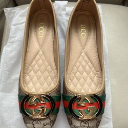 G Shoes Size 40 or 9.5 Women’s Size Us