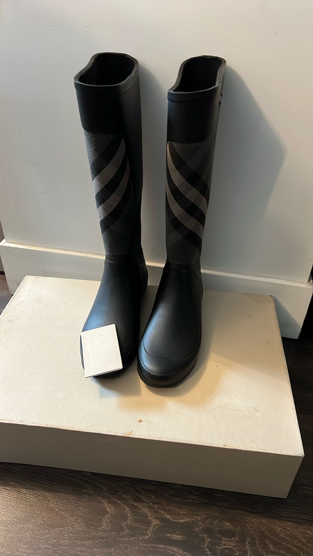Burberry Rain Boots Size 39